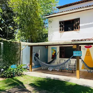 https://brilhamar-hostel.hotelsportoseguro.com