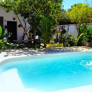 https://hospedagem-canto-de-paz.hotelsportoseguro.com